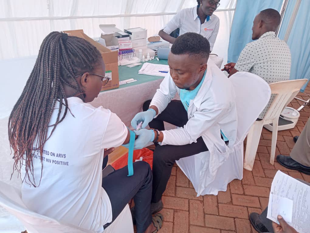 Uganda Judiciary, Kiboga, in collaboration with the AIC hosted a health awareness camp at Kiboga High Court today, supporting the Presidential First Track Initiative to end HIV/AIDS by 2030. This event aimed to promote health awareness & HIV prevention